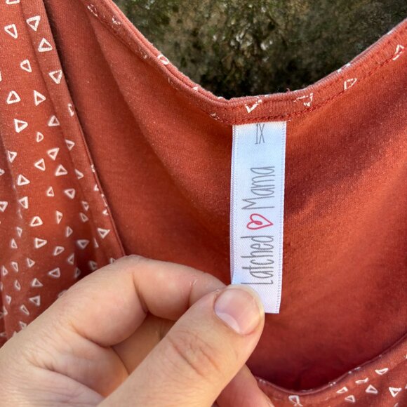 Latched Mama Boyfriend Nursing Swing Tank (Maternity or Nursing Friendly) - Picture 2 of 3